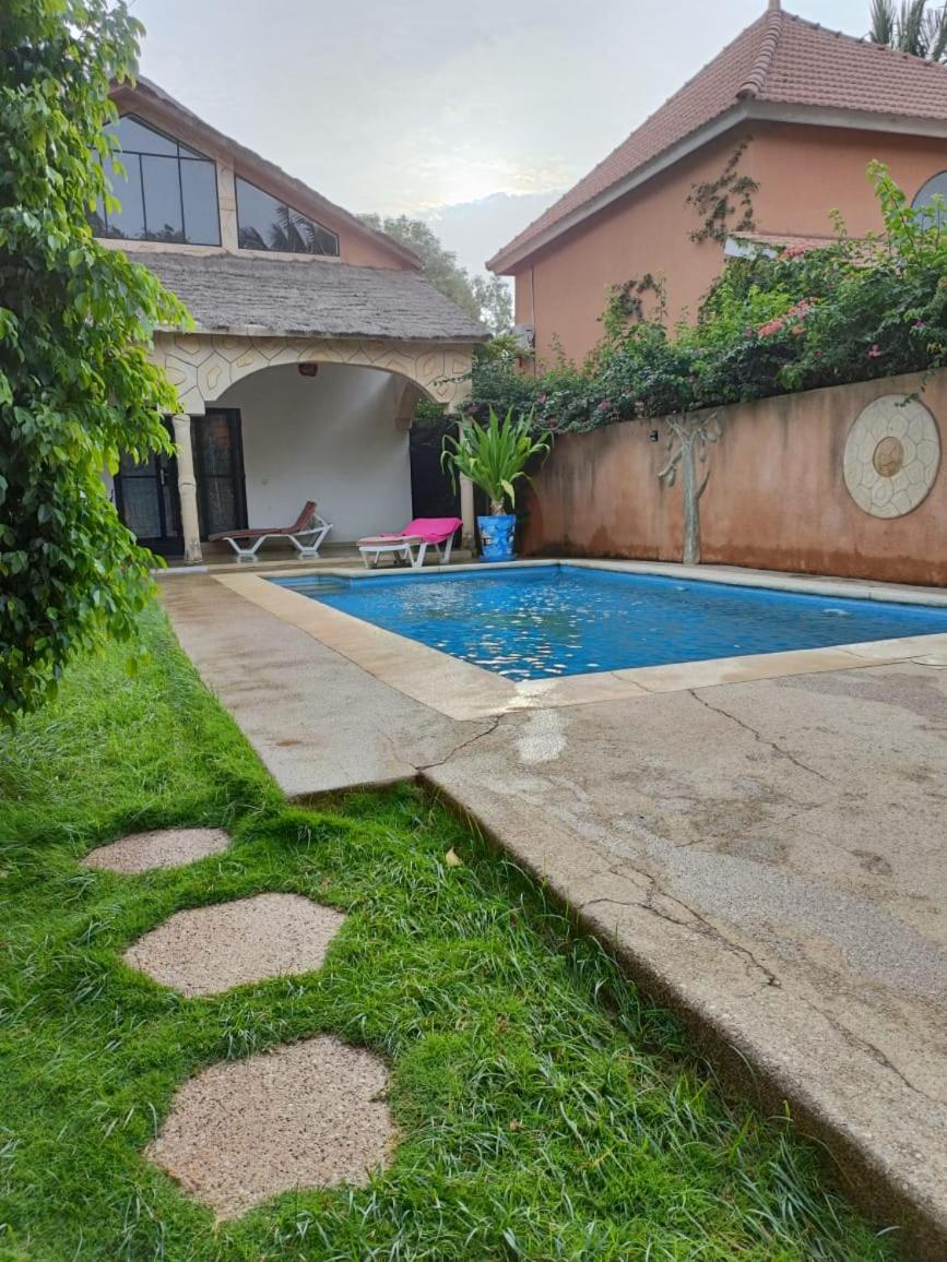 Villa Na Aldiana Saly Luaran gambar